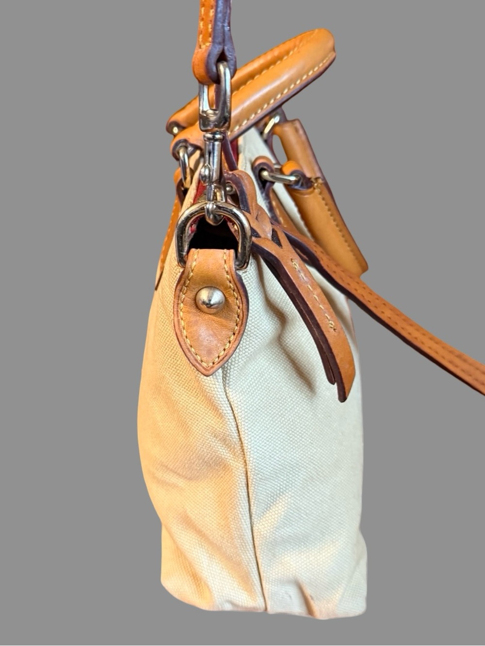 Vintage Dooney & Bourke Canvas & Leather Crossbody Satchel Bag – Cream / Tan - Picture 3 of 9